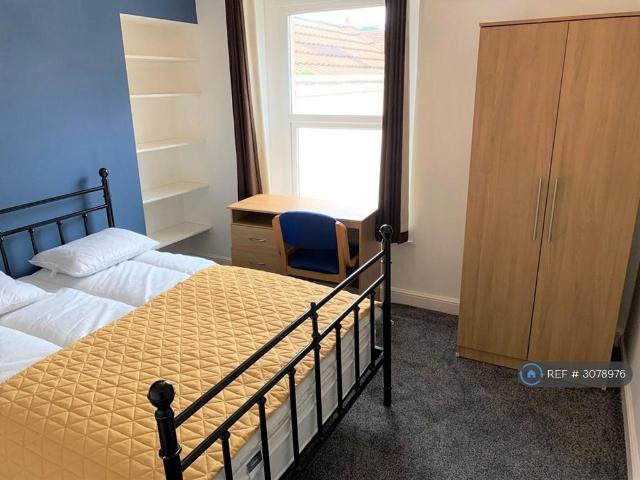 House for rent in Mount Pleasant, Swansea