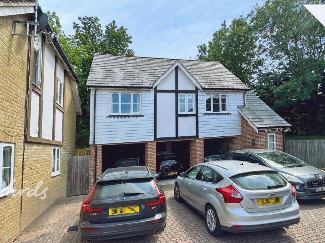 Apartment for rent in Midway, Kent
