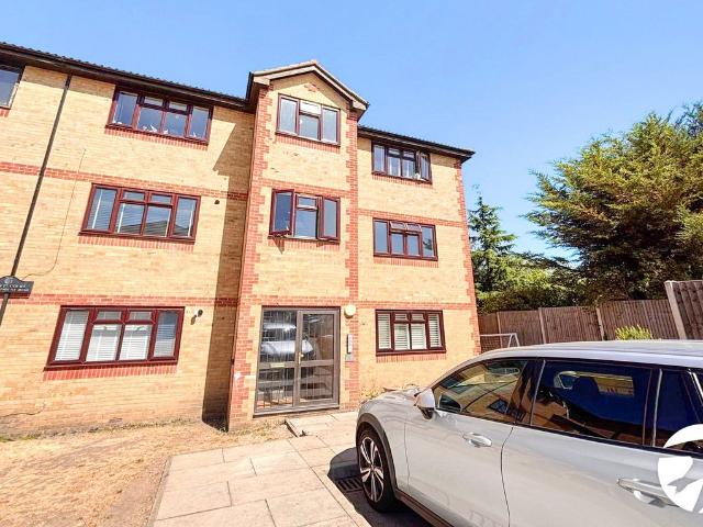 Apartment for rent in Lessness Heath, Greater London