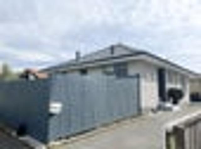 House for rent in Chaslands, Canterbury