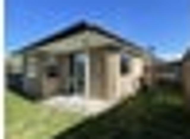 House for rent in Chaslands, Canterbury