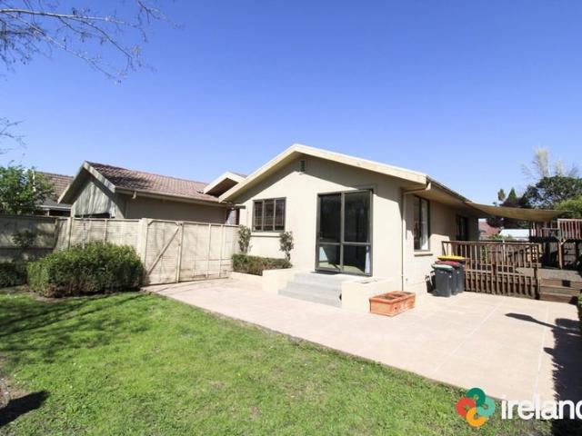 House for rent in Chaslands, Canterbury