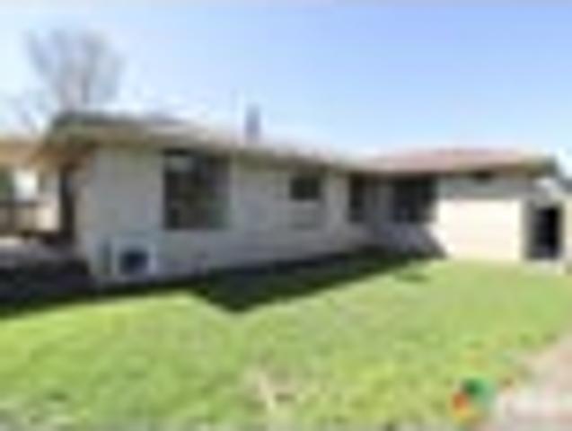 House for rent in Chaslands, Canterbury