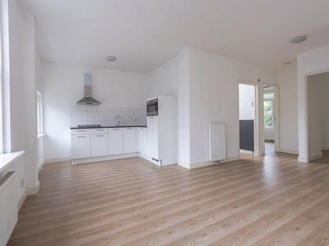 Appartement te huur in Zuid, Amsterdam