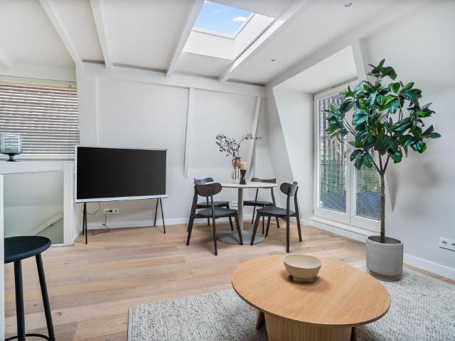 Appartement te huur in Zuid, Amsterdam