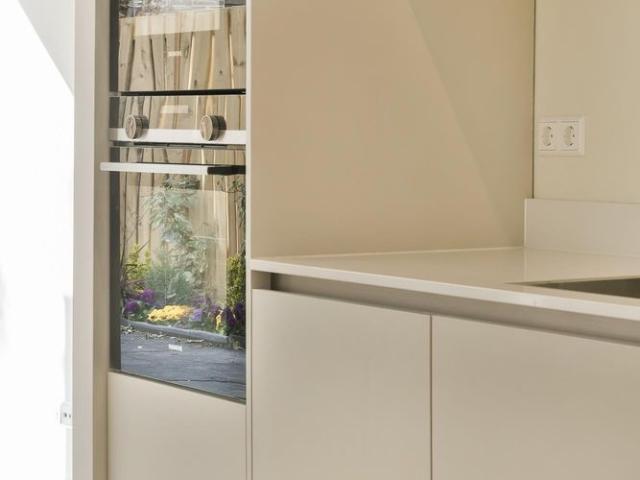 Appartement te huur in Zuid, Amsterdam