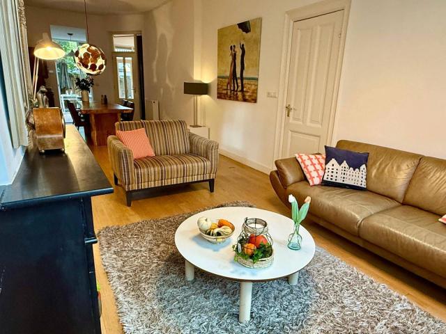 Appartement te huur in Zuid, Amsterdam