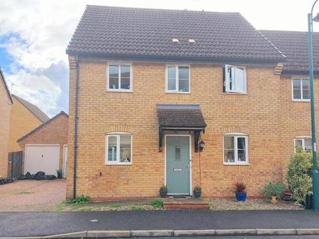 House for sale in Hampton Green, Cambridgeshire