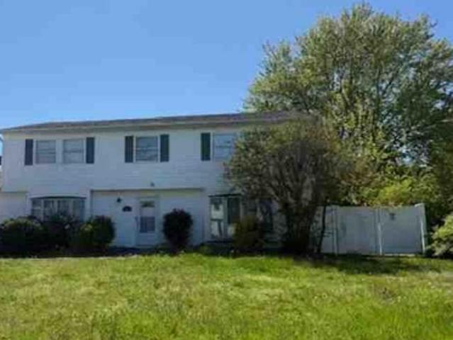 House for sale in Centereach, New York