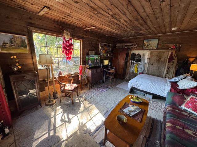 Room for rent in Vashon, Washington