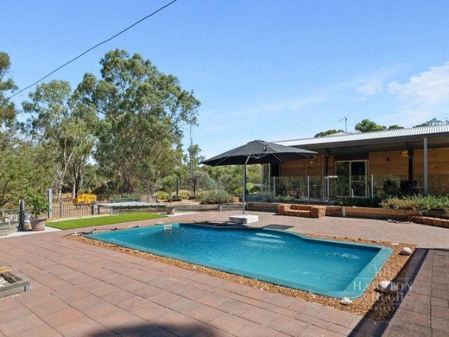 House for sale in Chidlow, Shire of Mundaring