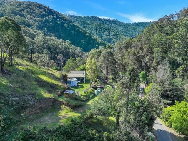 House for sale in Gaffneys Creek, Victoria