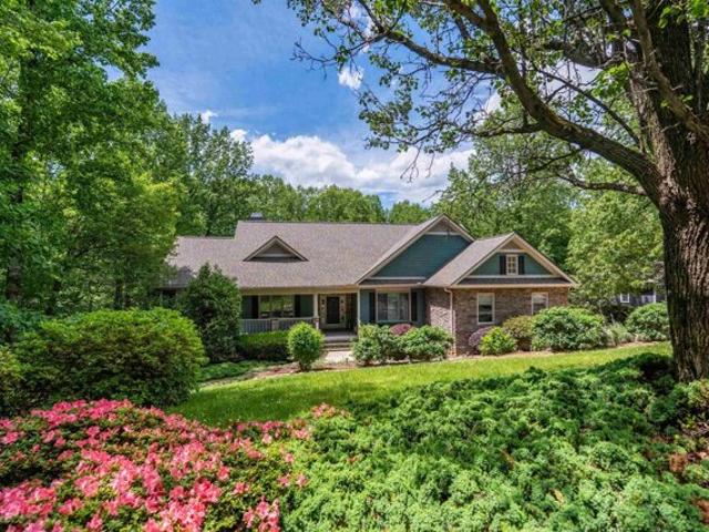 House for sale in Landrum