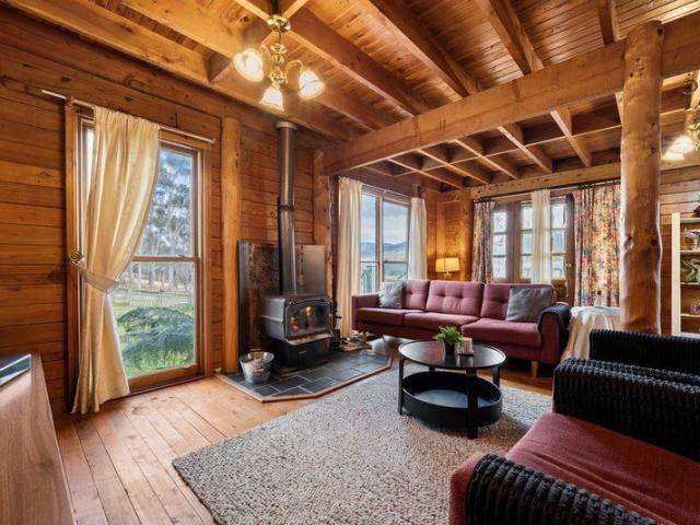 Cottage for sale in Hereford Hall, New South Wales