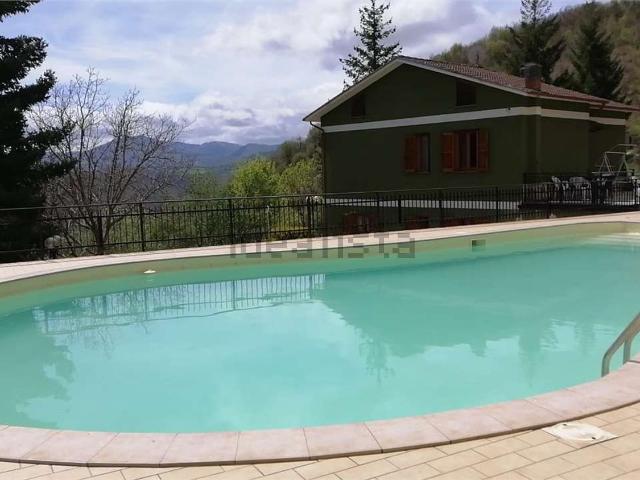 Rustico in affitto a Cascia, Perugia