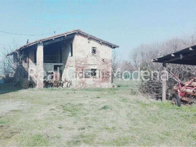 Rustico in vendita a Unione dei comuni del Distretto Ceramico, Formigine