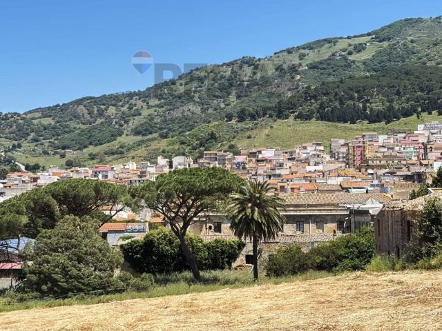 Rustico in vendita a Montemaggiore Belsito, Palermo