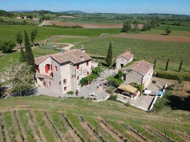 Rustico in vendita a Collalto, Colle Di Val D'elsa