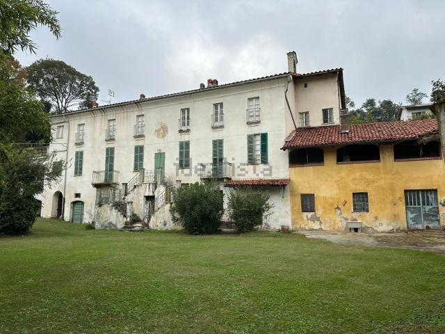 Rustico in vendita a Revigliasco, Piemonte