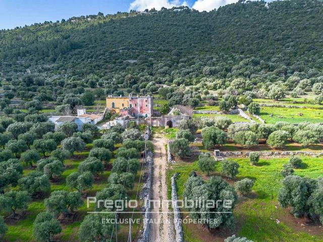 Rustico in vendita a Canale di Pirro, Puglia