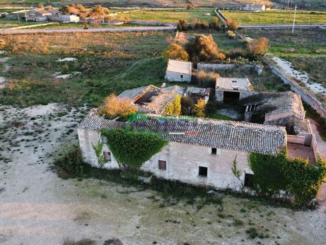Rustico in vendita a Cisternazzi, Ragusa