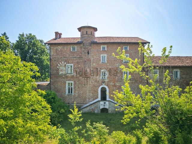Rustico in vendita a Piemonte, Asti