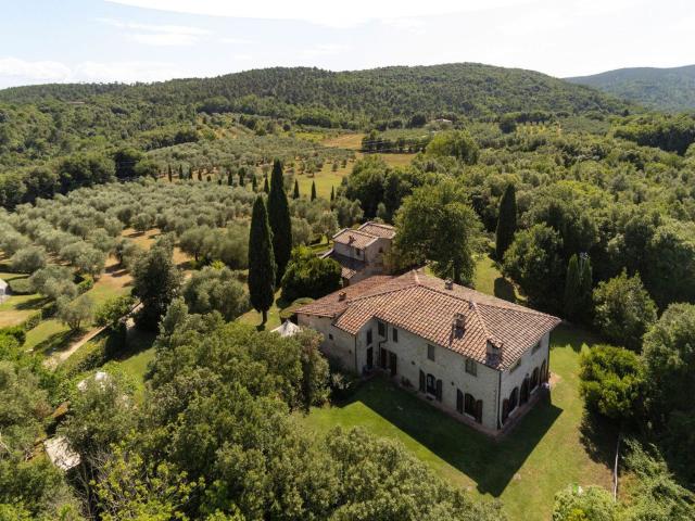 Rustico in vendita a Monticiano, Toscana