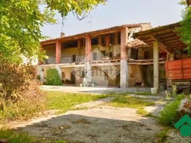 Rustico in vendita a San Rocco, Bedizzole