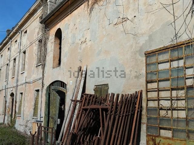 Rustico in vendita a Bassa Reggiana, Re