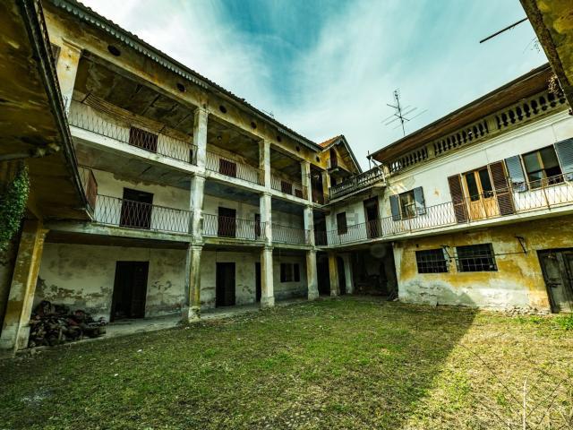 Rustico in vendita a Ghemme, Novara