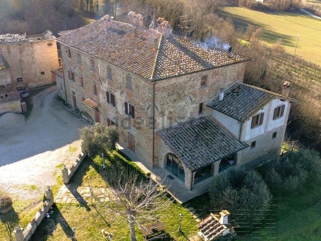 Rustico in vendita a San Leo Bastia, Umbria