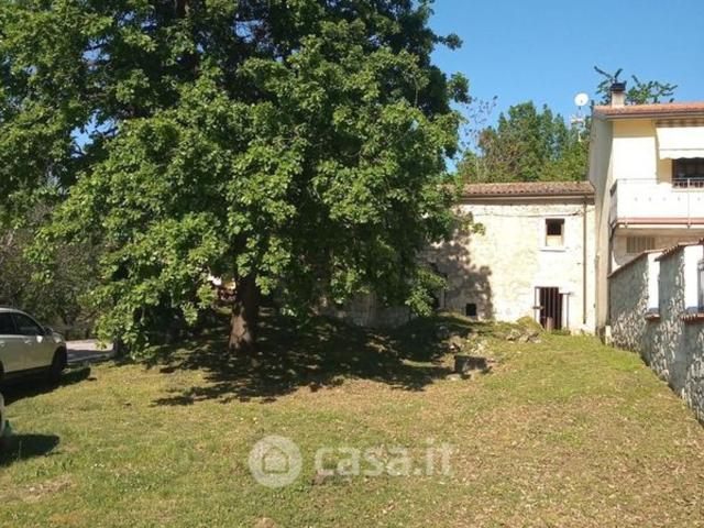 Rustico in vendita a Roccamorice, Abruzzo
