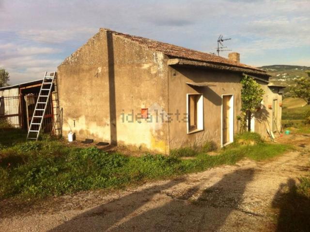 Rustico in vendita a Torrecuso, Campania