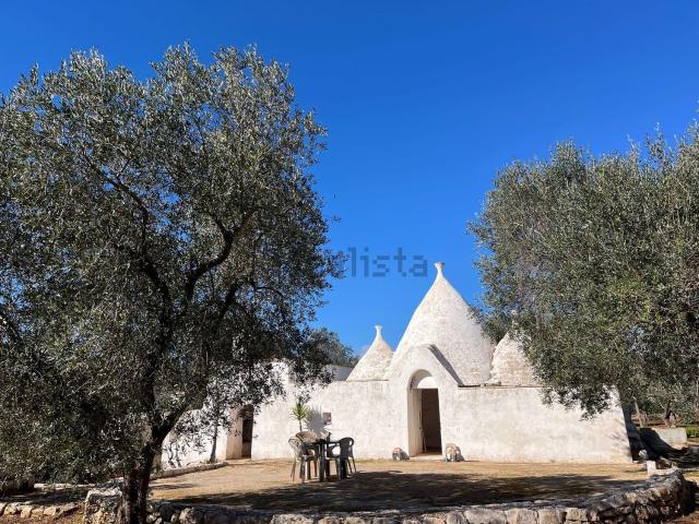 Rustico in vendita a San Michele Salentino, Brindisi