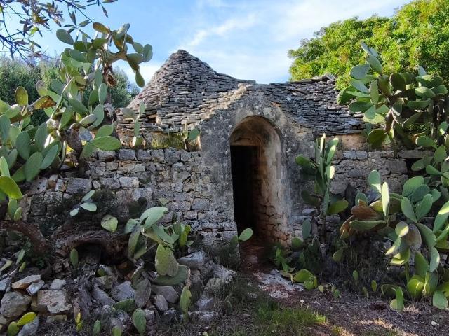 Rustico in vendita a Canale di Pirro, Puglia