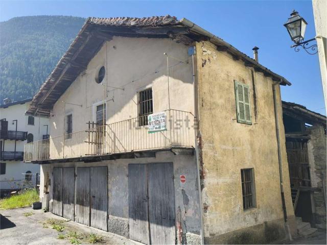Rustico in vendita a Valpelline, Aosta