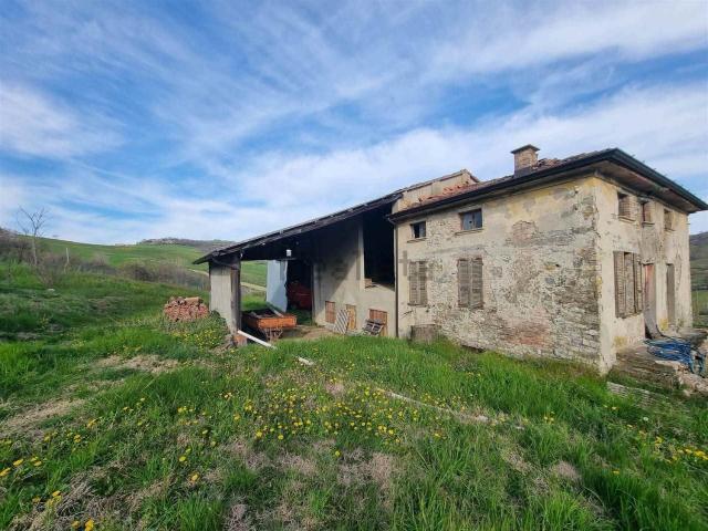 Rustico in vendita a Pentima, Piozzano