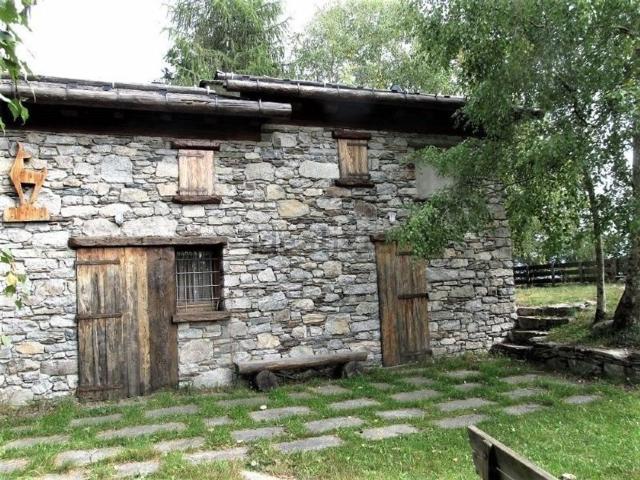 Rustico in vendita a Piastorba, Sondrio