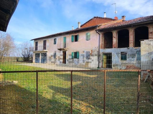 Rustico in vendita a Piemonte, Asti