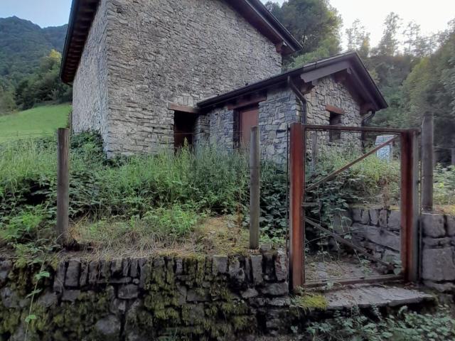 Rustico in vendita a Comunità Montana della Valle Brembana, Taleggio