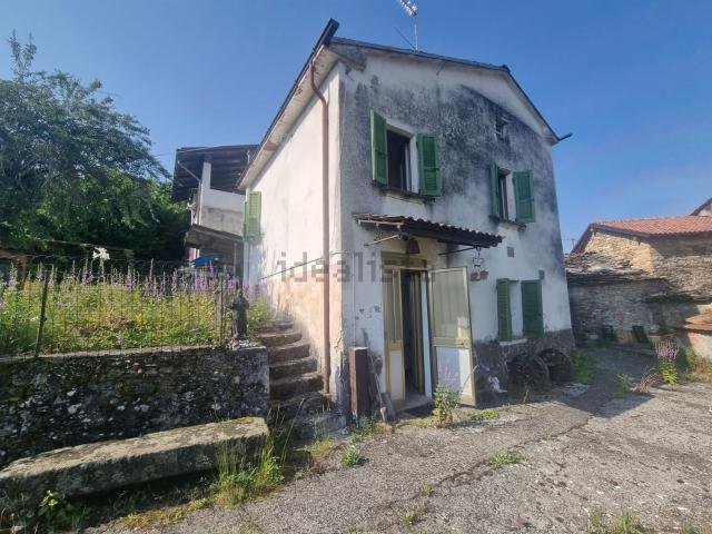 Rustico in vendita a Lugagnano Val D'arda, Reggio Emilia