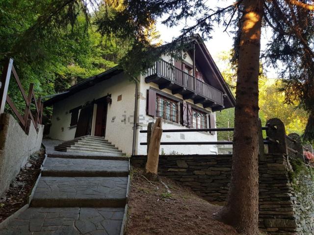 Rustico in vendita a In Re, Craveggia