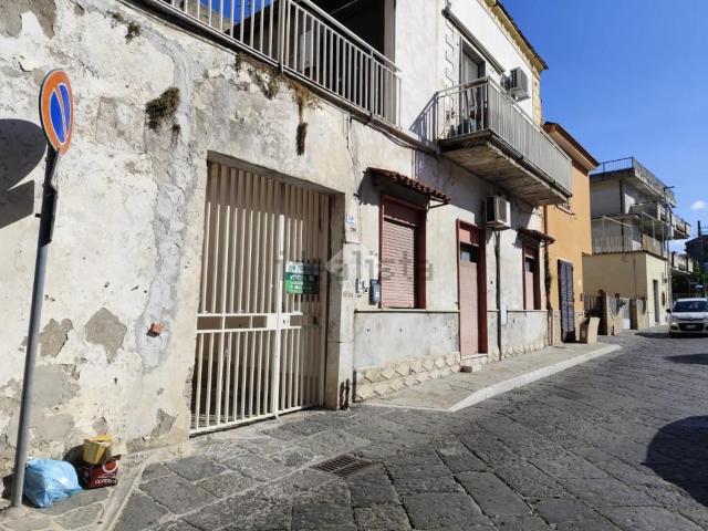 Rustico in vendita a Santa Maria A Vico, Campania