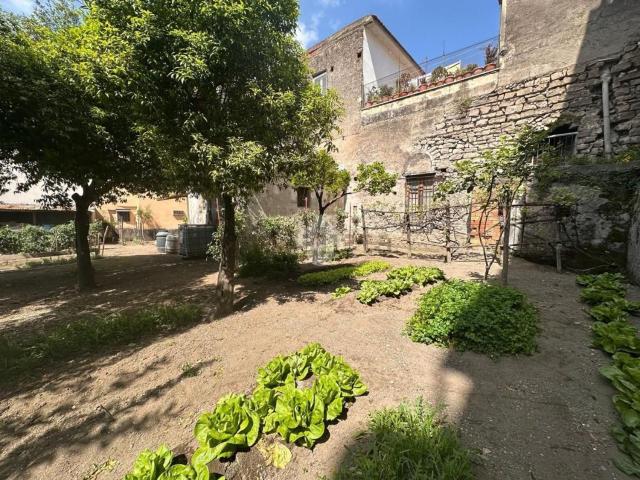Rustico in vendita a Angri, Campania