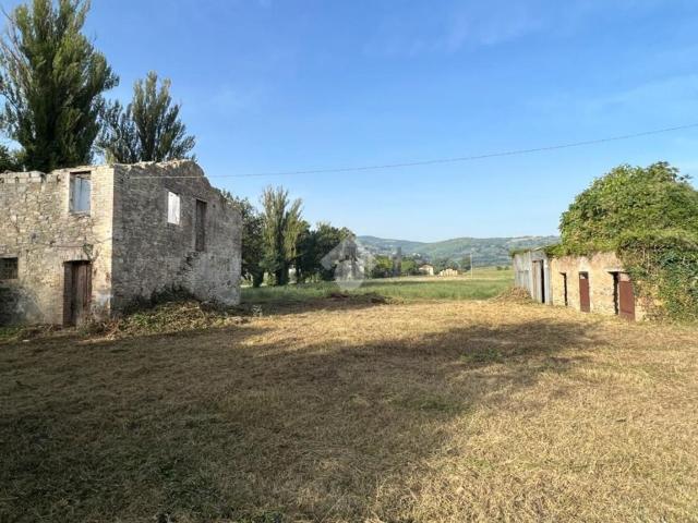 Rustico in vendita a Bevagna, Umbria