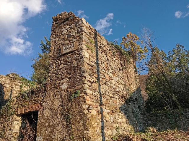 Rustico in vendita a Trezzino, Dumenza