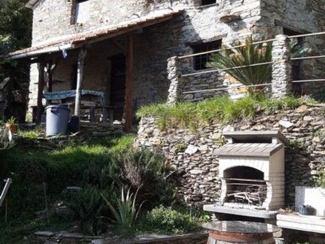 Rustico in vendita a Carasco, Liguria