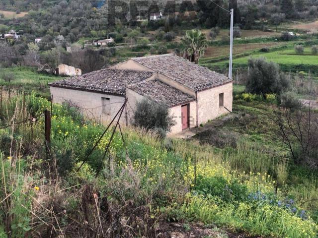 Rustico in vendita a Caltagirone, Sicilia