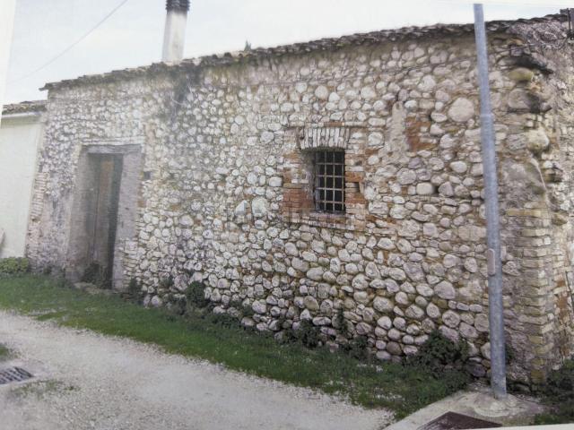 Rustico in vendita a Cepagatti, Abruzzo