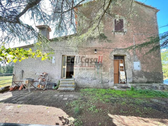 Rustico in vendita a Montefiascone, Lazio